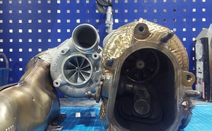Гибридные шарикоподшипниковые турбины IHI JH5TT1000 для двигателя VAG group V8 4.0TFSI 1000hp